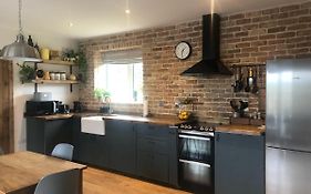 Sandyhill Guest House - Westport
